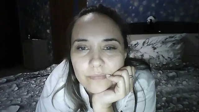 Chat +18 de Alisa07qw ao vivo