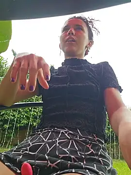 Isabella_Stark élő XXX-chatje