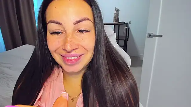 AvisFlowers' Live XXX Chat