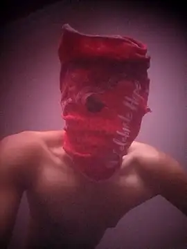 Show modela the_bruiser na web-kameri
