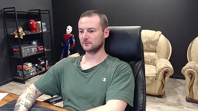 MihasikD's Live XXX Chat