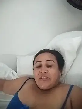 Chat +18 de Nini_Love_ ao vivo