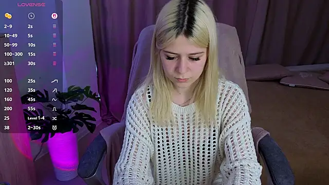 ApheliaStar's Live XXX Chat