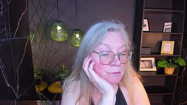 NataliMellow's Live XXX Chat