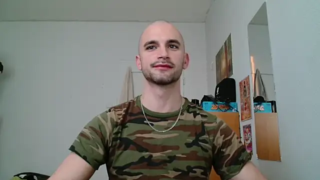 Show modela OskarBreno na web-kameri