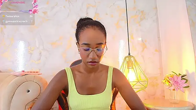 Онлайн чат XXX brianaduque