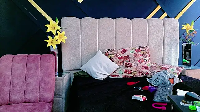 NikiEvanz Live XXX-chat