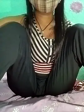 BJPRIYA1991 Adlı Modelin Canlı XXX Sohbeti