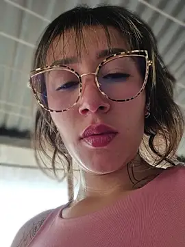 Mar_puentes Live XXX-Chat