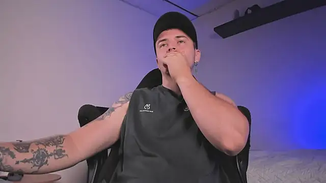دردشة james_connor2 الجنسية المباشرة