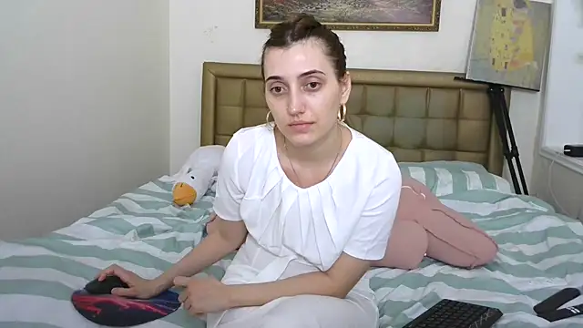Iren Adlı Modelin Canlı XXX Sohbeti