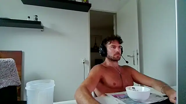 alpha-hunk Live XXX-Chat