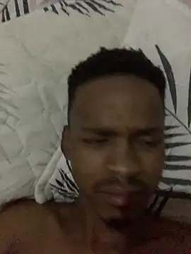 xxxDboi webkamerás műsora