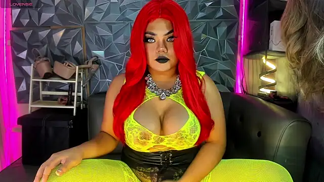 AlwaysHornyMia's Webcam Show