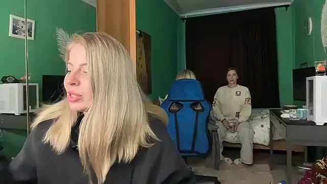 Lisorinen Live XXX chat