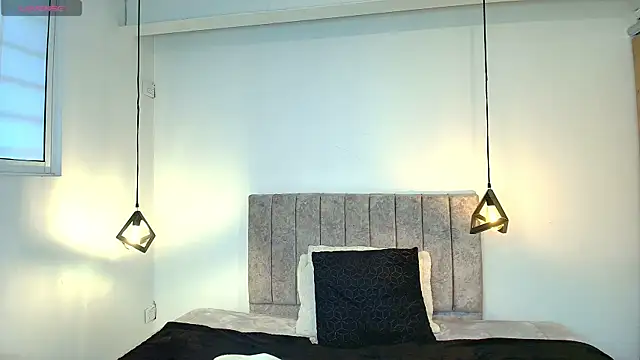 Chat XXX en directo de GiaFox_