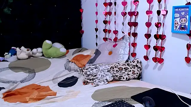 freddy_romas Adlı Modelin Canlı XXX Sohbeti