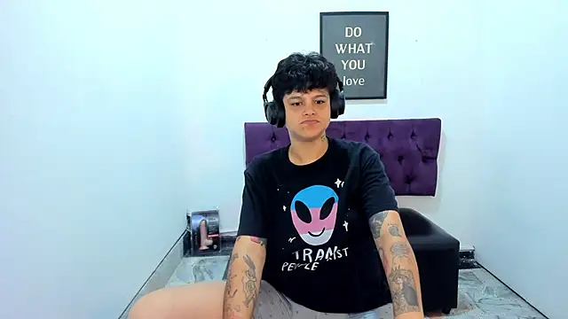 Czat XXX na żywo – Iansayd333