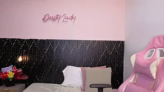 chanel_brunette's Live XXX Chat