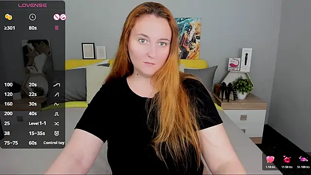 BabeLessi's Live XXX Chat