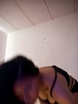 Czat XXX na żywo – _aish_a