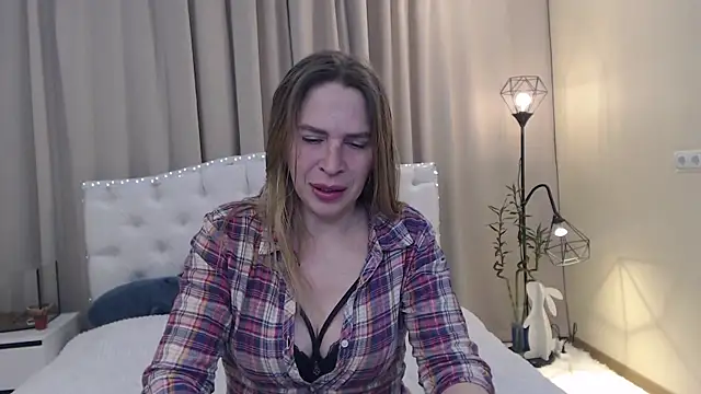 TessaDaybreak Webcam Show