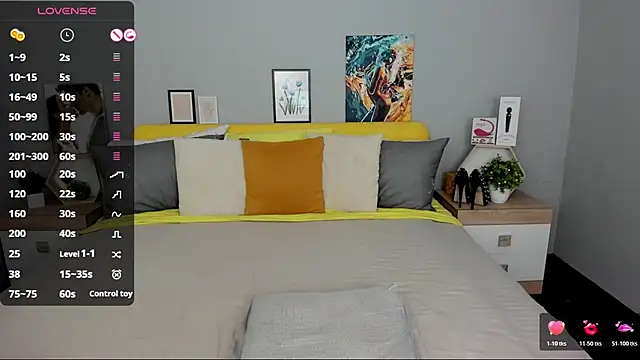 BabeLessi live XXX chat