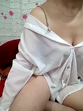 Webkamerová show Suri-Sexxywet