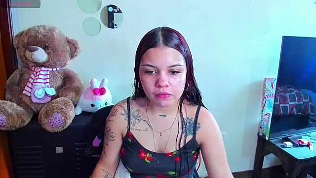 angelina_77's Live XXX Chat