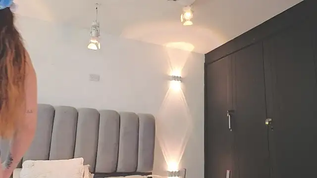 XXX chat uživo modela AlliceLover