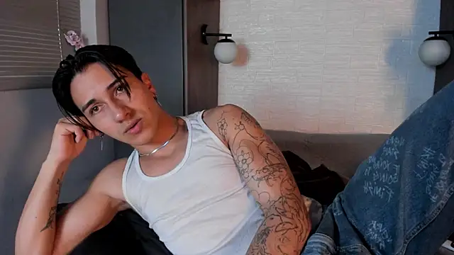 Andy_Joy_ Live XXX-chat