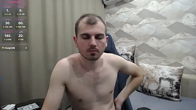 SerzhKorol1's Webcam Show