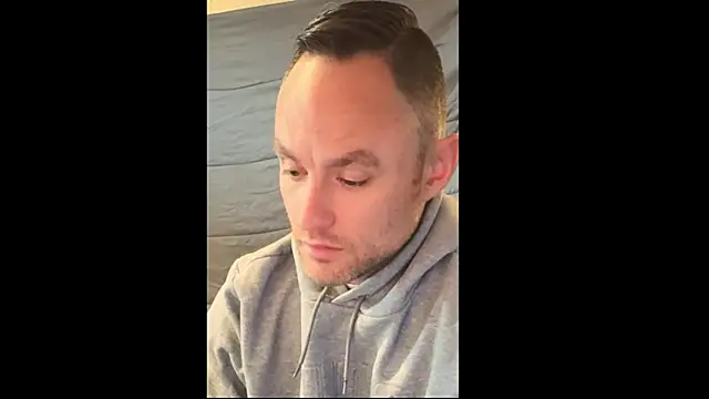 famous1tad Chat XXX live