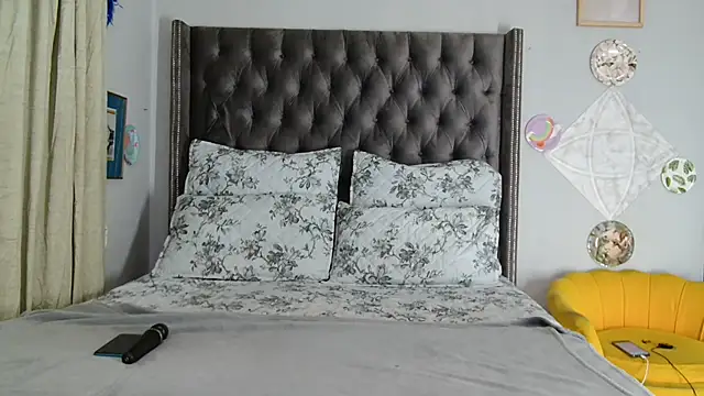 BUSTYQUEEN56_ webkamerás műsora