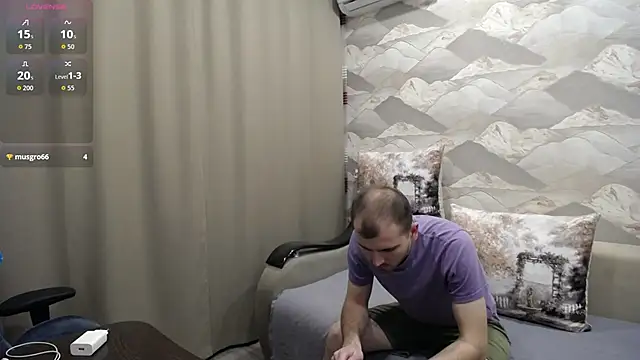 Вебкам-шоу SerzhKorol1