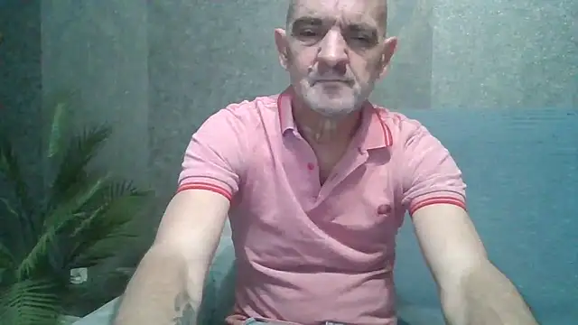 XXX chat uživo modela skorpibg65