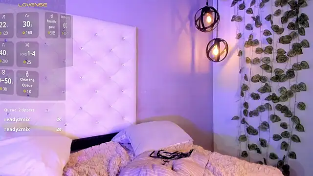 XXX chat uživo modela Nicollee_Heart