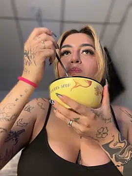 Czat XXX na żywo – CarolQueen1_