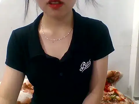 kiraa-007's Live XXX Chat