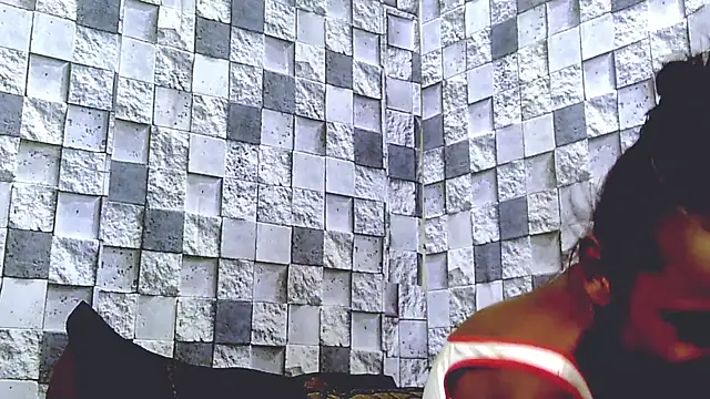 Chat +18 de SassyXindian ao vivo