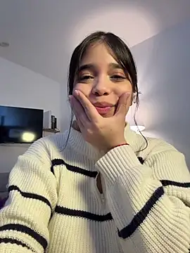 XXX chat uživo modela tati_reyess