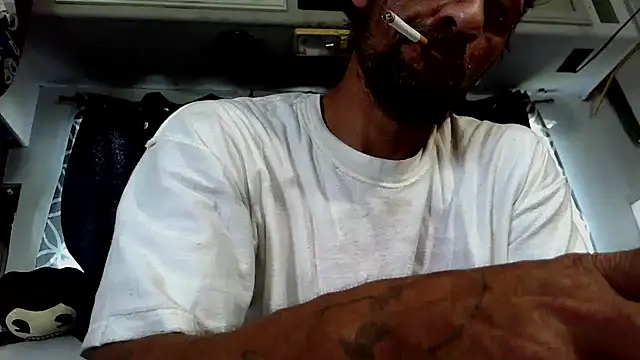 STIFFY-WOOD live XXX chat