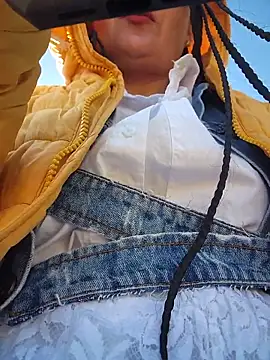 bellapatyのライブXXXチャット