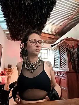 Czat XXX na żywo – MadameRita