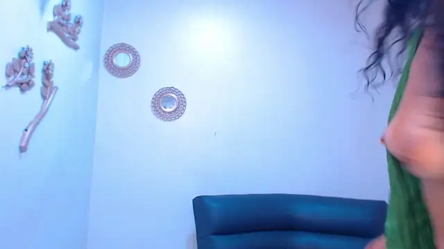 candy_lux_'s Live XXX Chat