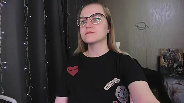Chat +18 de MissBrightShine ao vivo