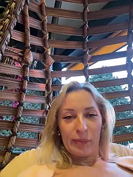 VikaBunny1 Live XXX-chat