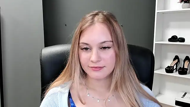 kitty_valeria Live XXX Chat