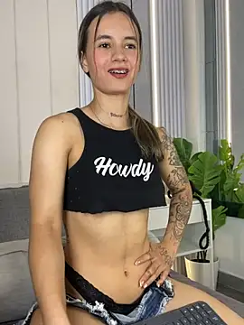 JuliaColemann 라이브 XXX 채팅
