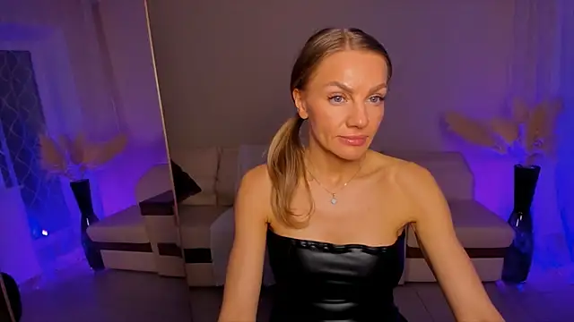 Oliva_Candy – Live XXX-chat